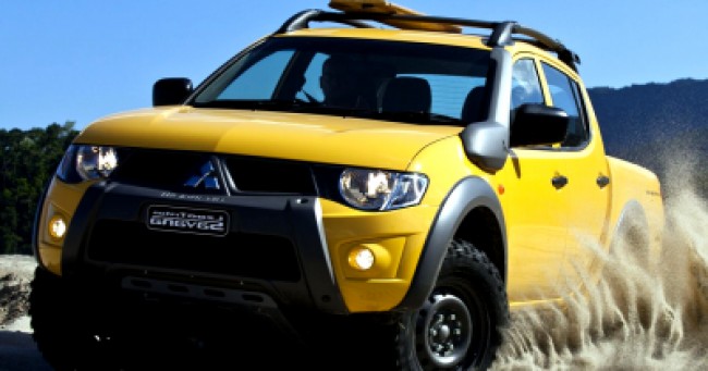 Cotação de seguro L200 Triton Savana 3.2 Turbo